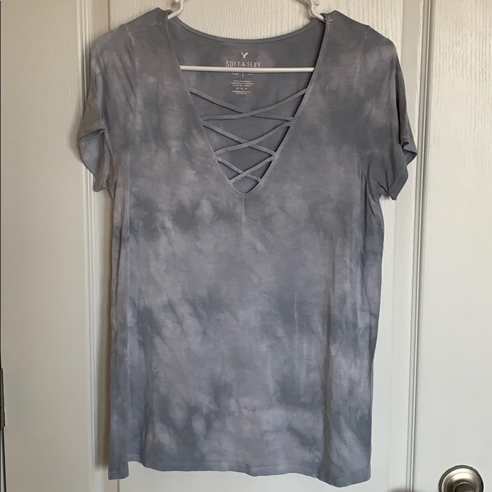 Short sleeved shirt with tie detail